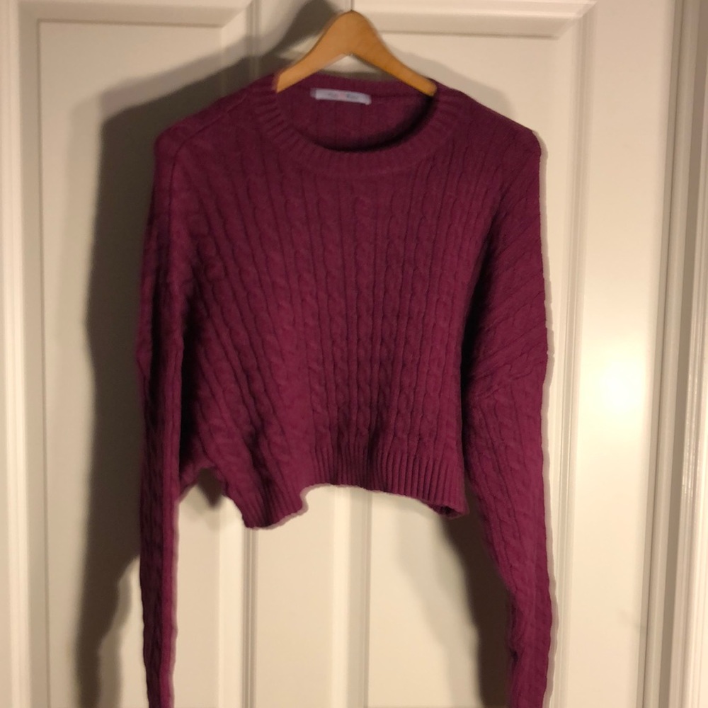 Gab & Kate cropped cable knit sweater